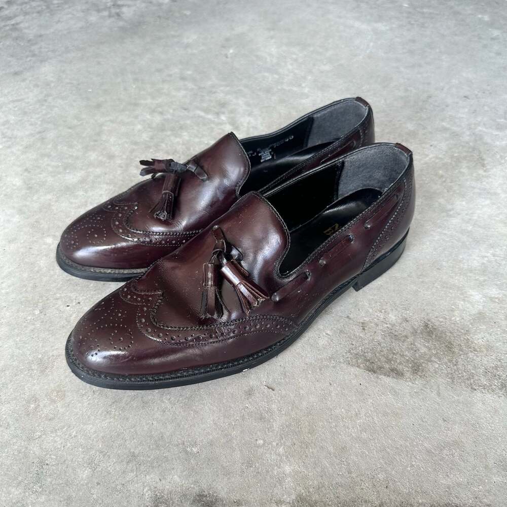 Nunn Bush Burgundy Leather Wingtip Tassel Loafers